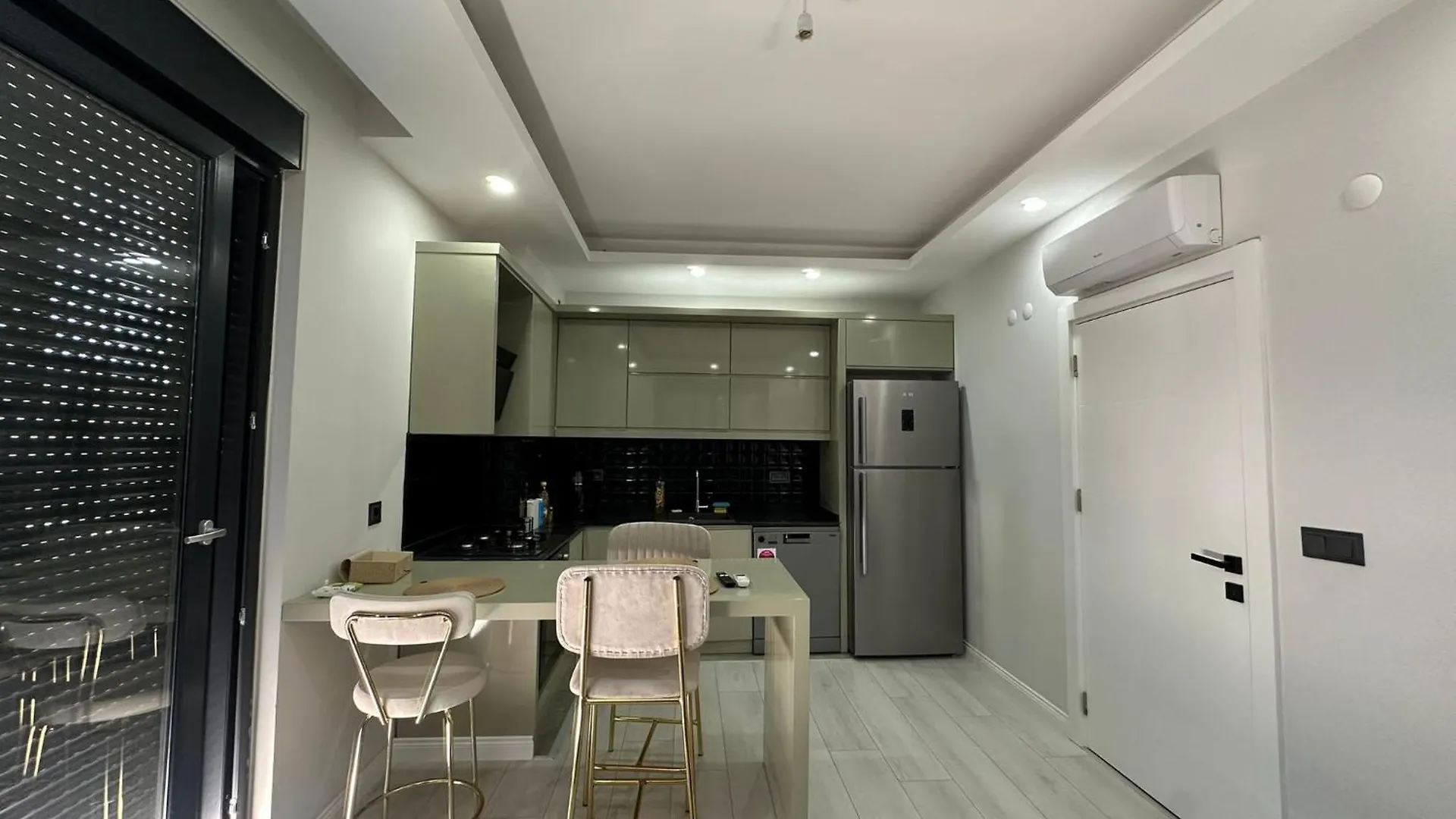 Tunc Suites Antalya Apartment